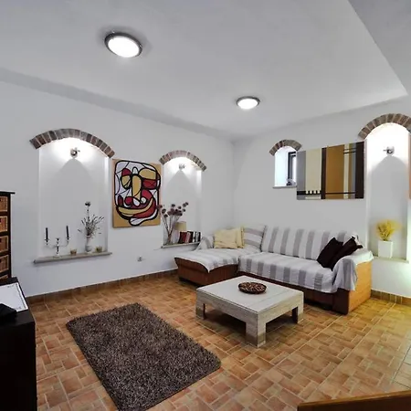 Villa Silvana, With Private Pool Dračevica